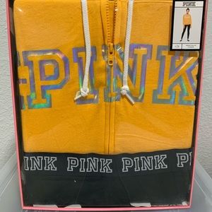 Pink gift set